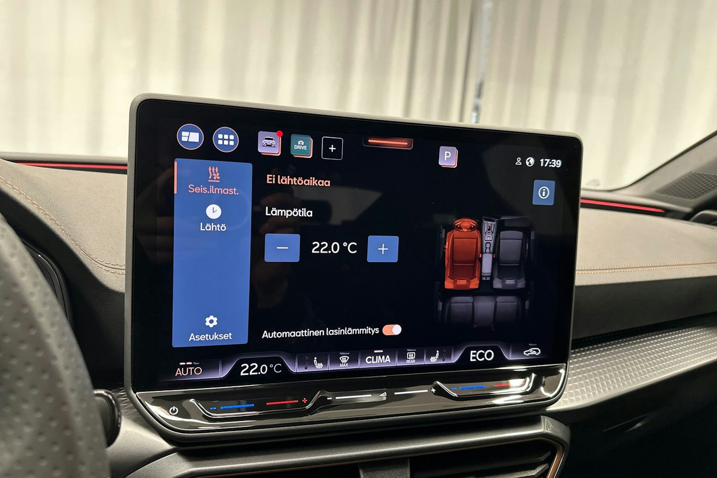 harmaa CUPRA Leon Sportstourer 2025 kuva 26.