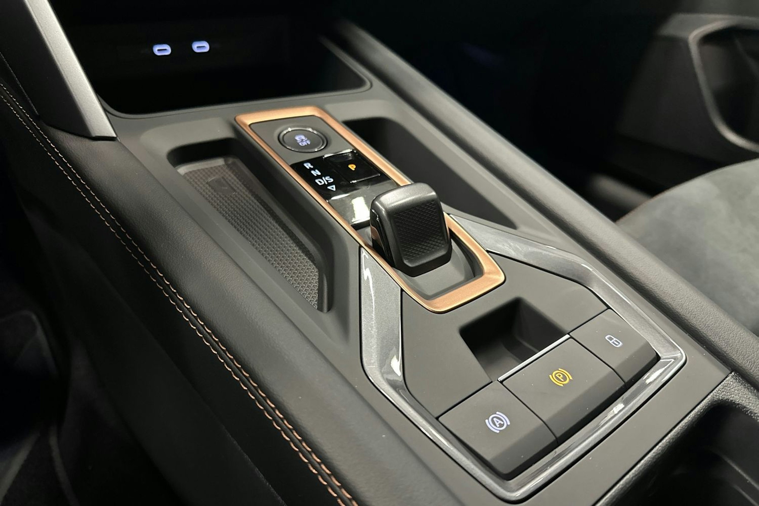 harmaa CUPRA Leon Sportstourer 2025 kuva 29.