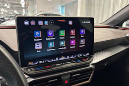 Harmaa CUPRA Leon Sportstourer 2025 kuva 19.