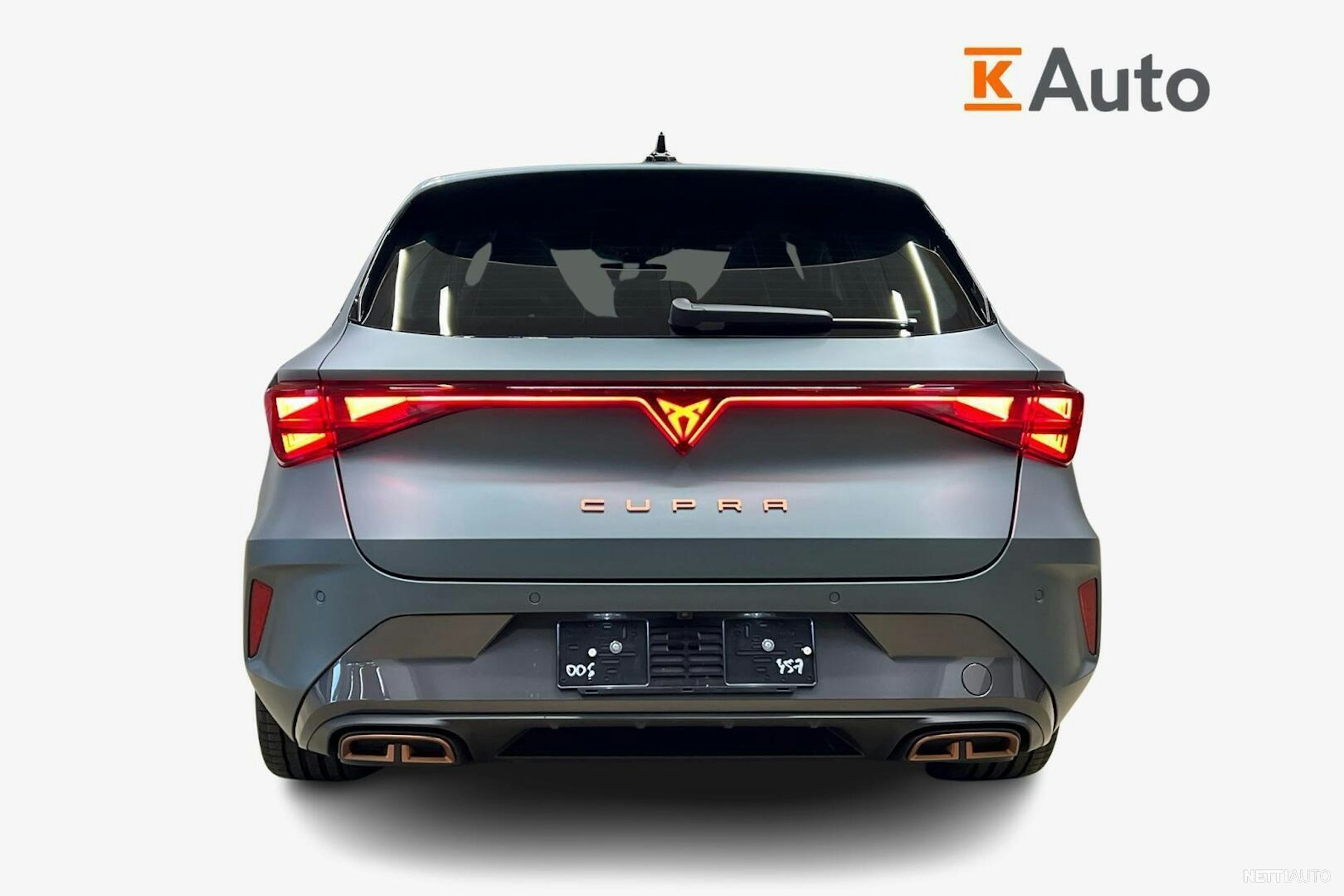 harmaa CUPRA Leon Sportstourer 2025 kuva 3.