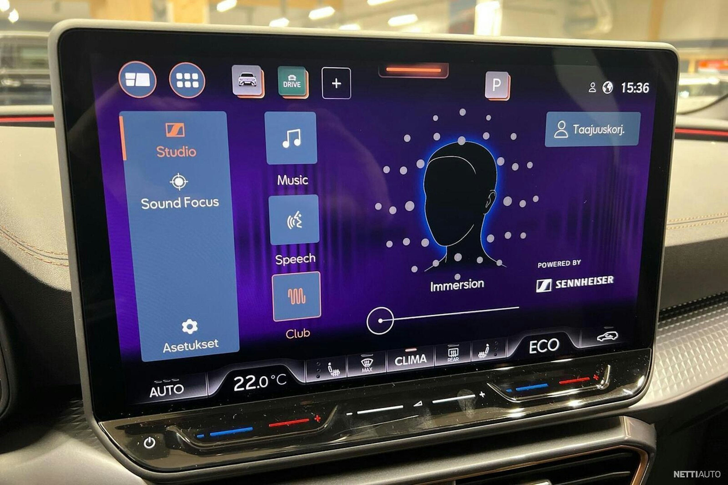 harmaa CUPRA Leon Sportstourer 2025 kuva 17.