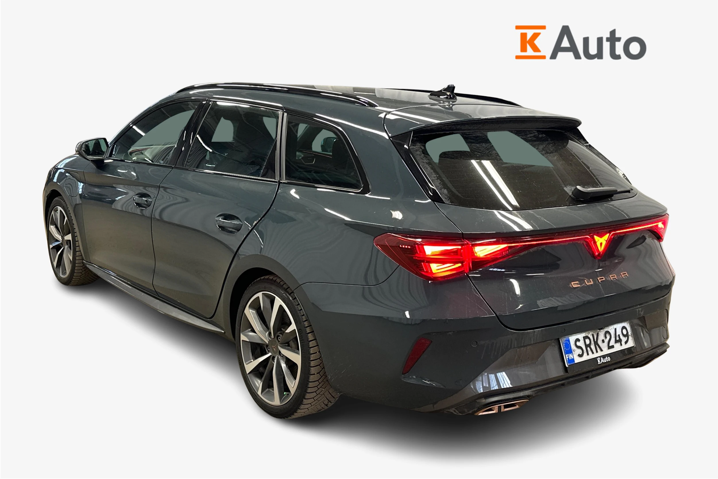 sininen CUPRA Leon Sportstourer 2025 kuva 2.