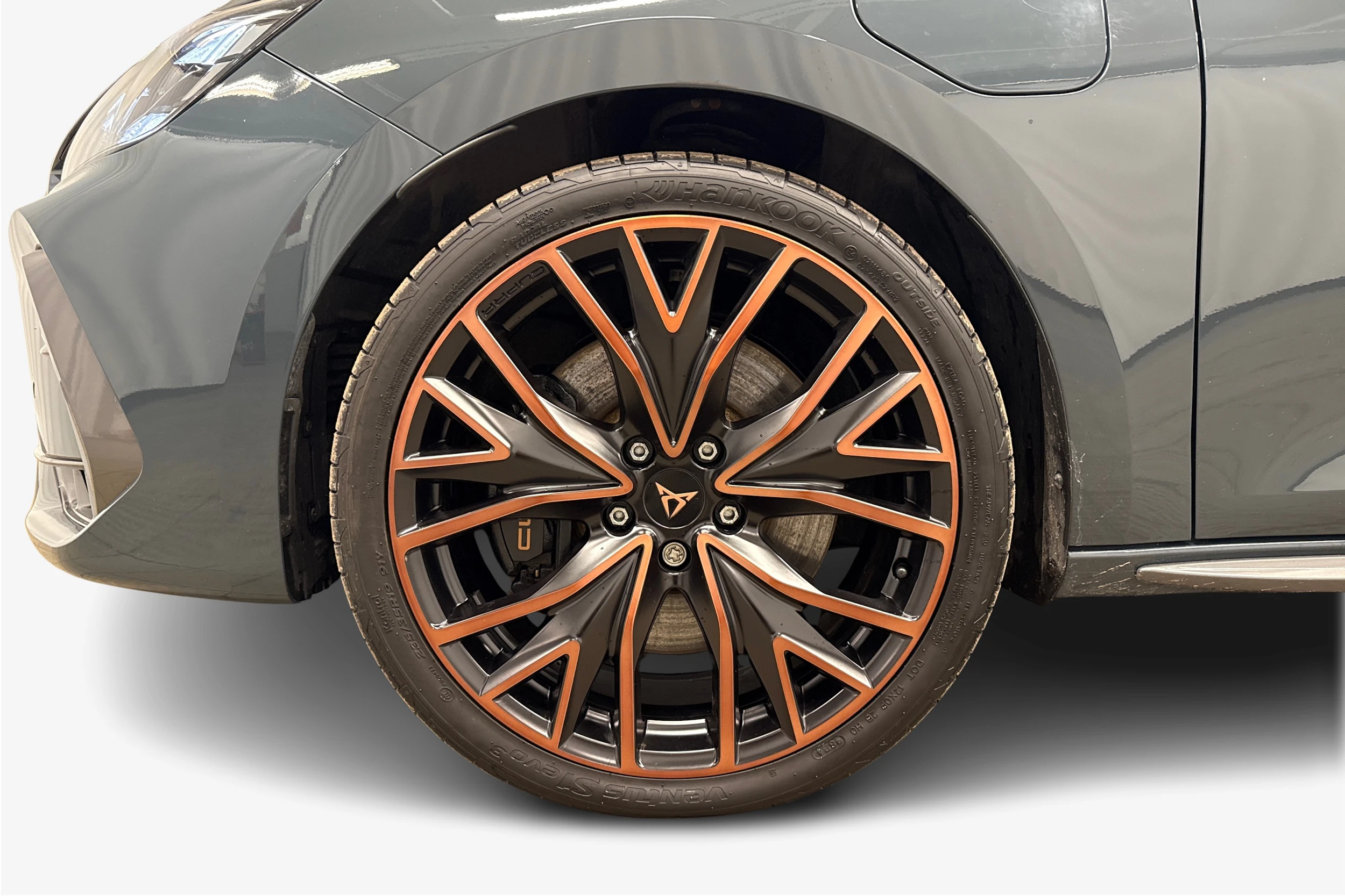 sininen CUPRA Leon Sportstourer 2025 kuva 9.