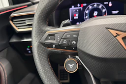 sininen CUPRA Leon Sportstourer 2025 kuva 11.