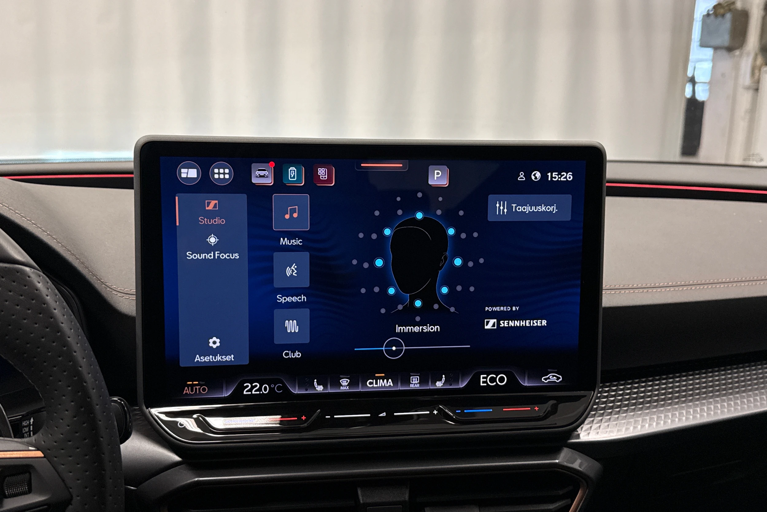 sininen CUPRA Leon Sportstourer 2025 kuva 21.