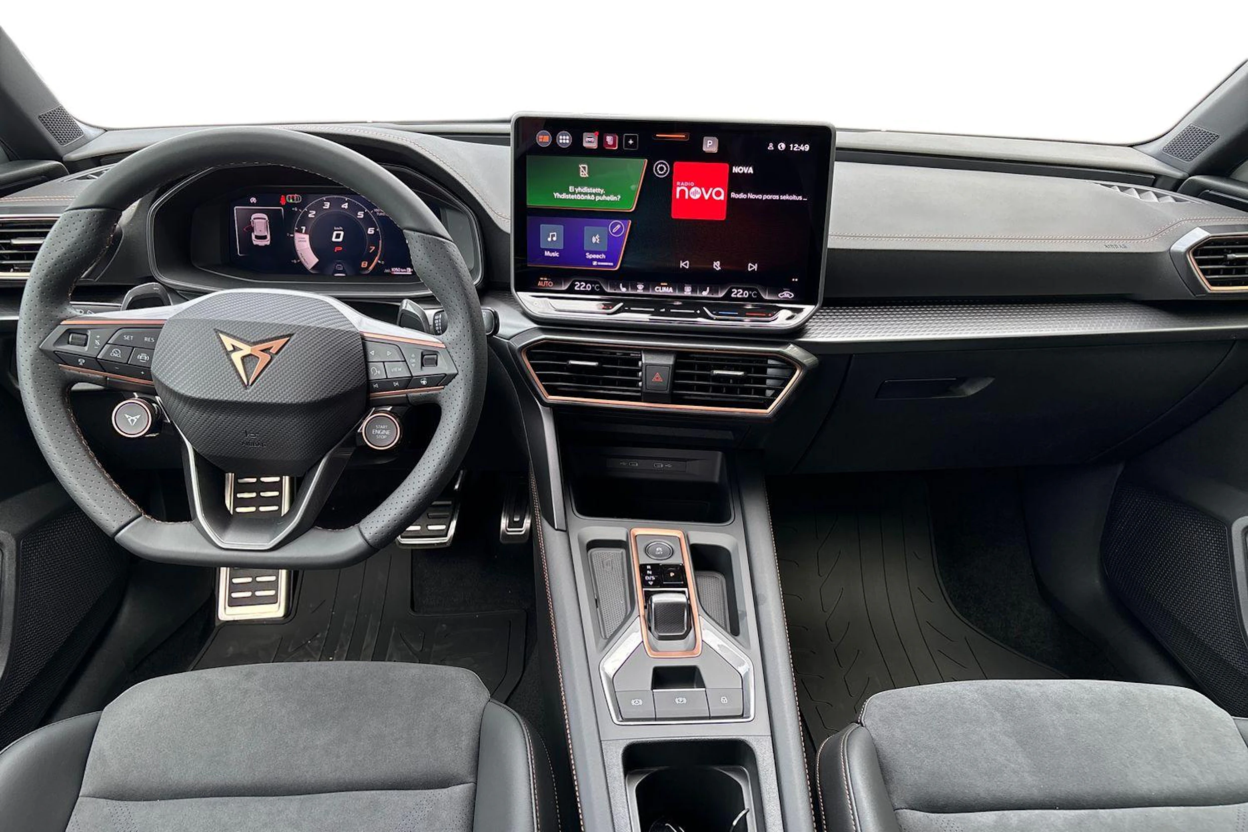 valkoinen CUPRA Leon Sportstourer 2026 kuva 7.