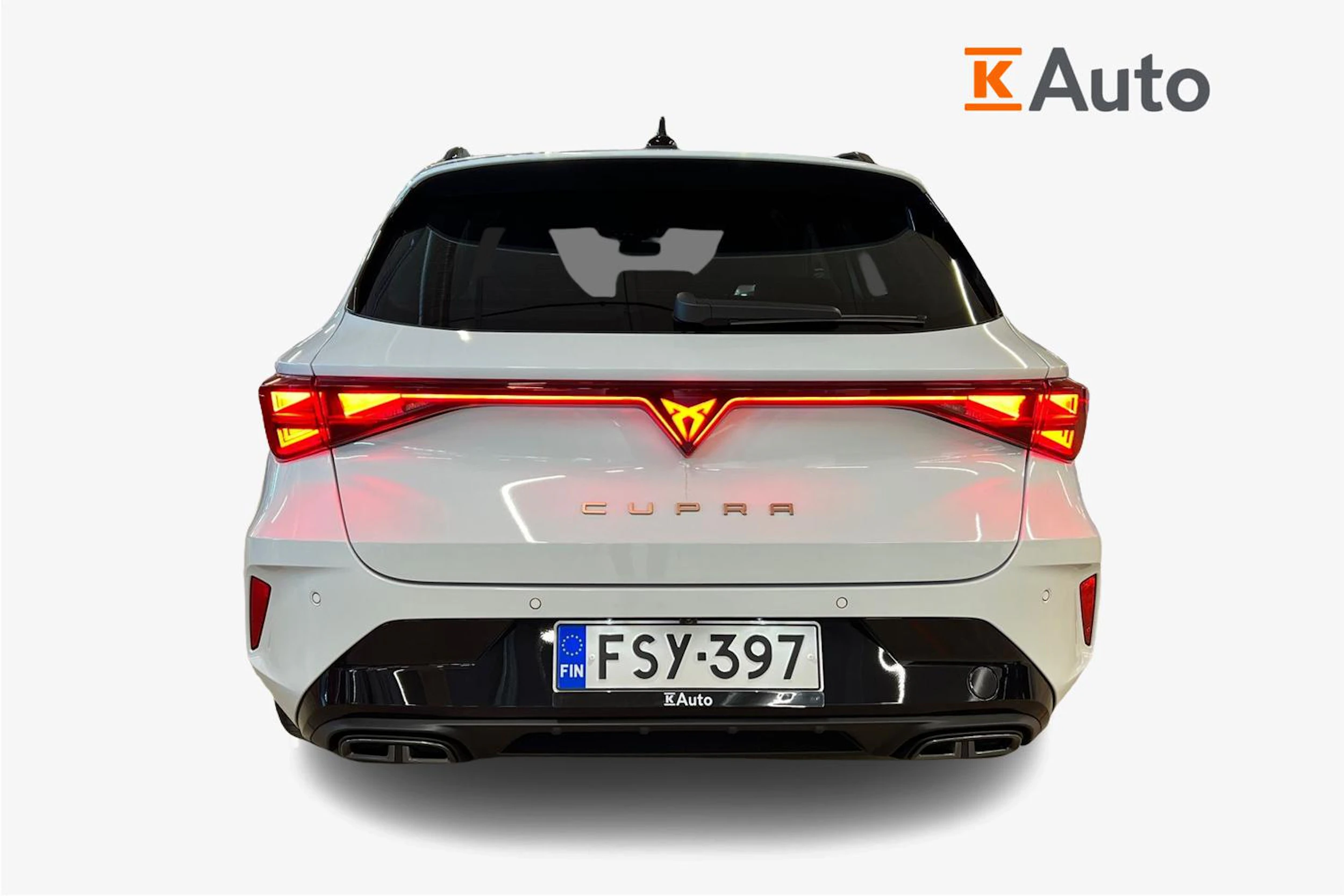 met. valkoinen CUPRA Leon Sportstourer 2026 kuva 3.