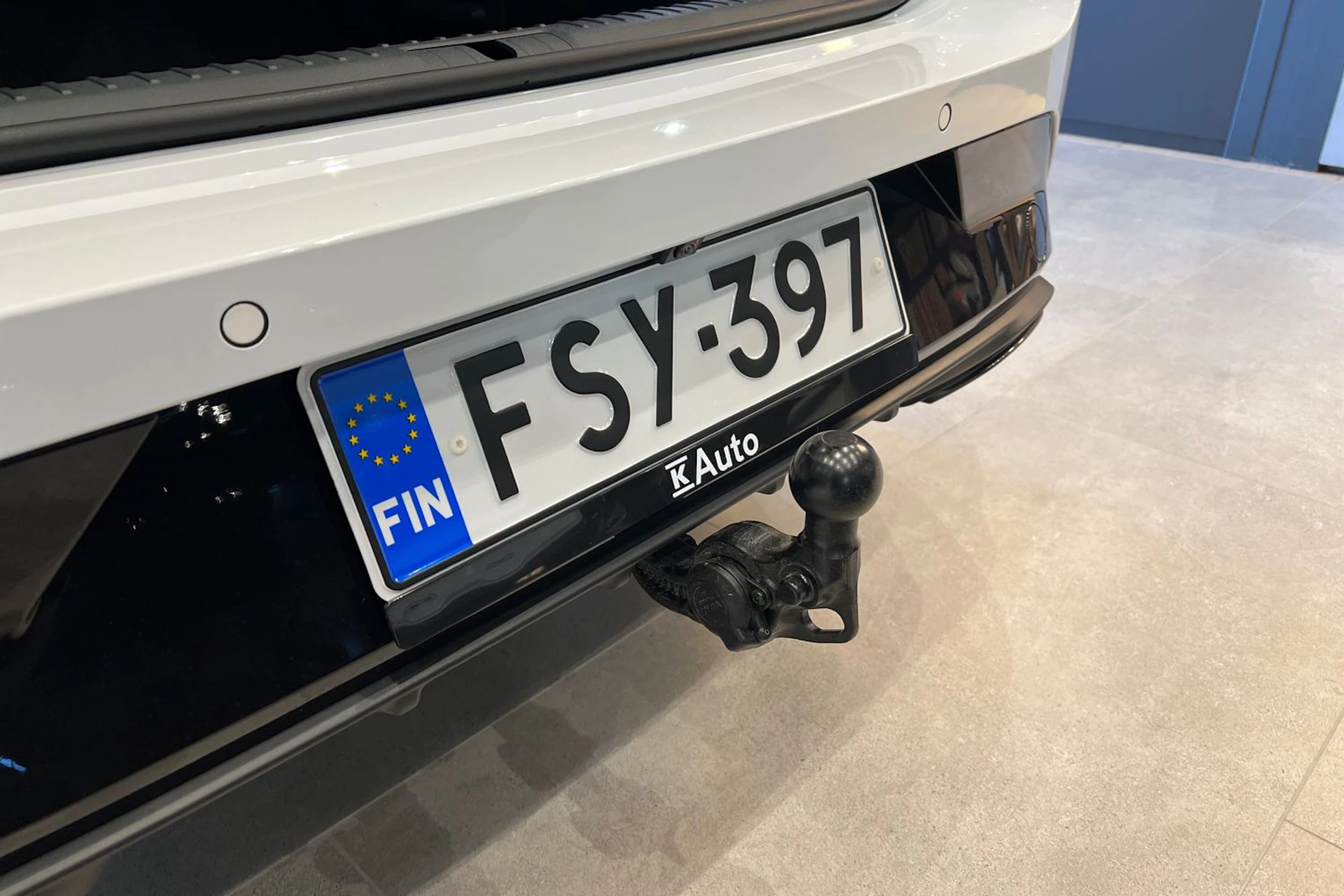 met. valkoinen CUPRA Leon Sportstourer 2026 kuva 18.