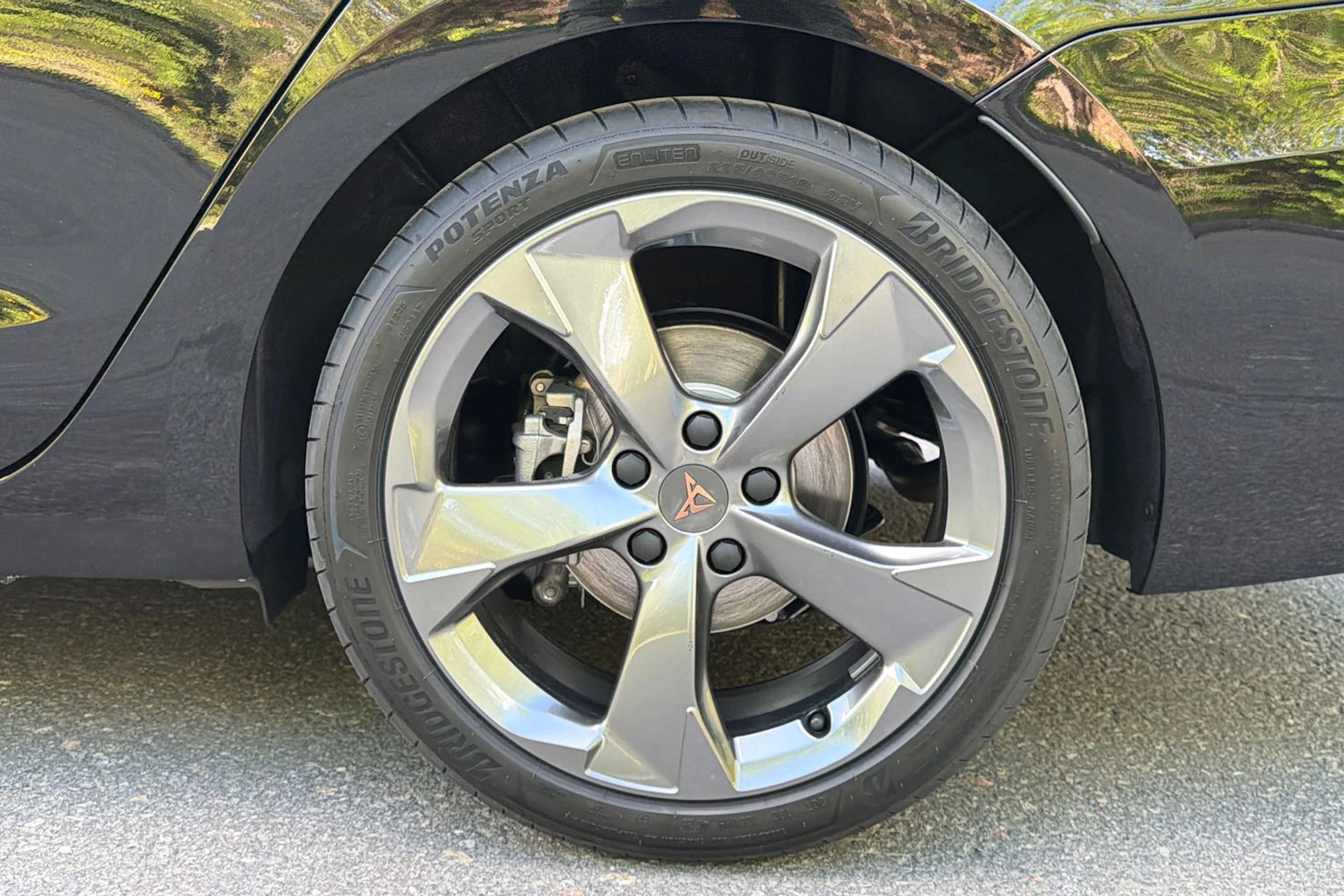 musta CUPRA Leon Sportstourer 2026 kuva 10.