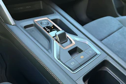 musta CUPRA Leon Sportstourer 2026 kuva 15.