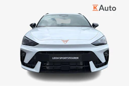 valkoinen CUPRA Leon Sportstourer 2026 kuva 4.