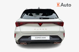 harmaa CUPRA Leon Sportstourer 2026 kuva 3.