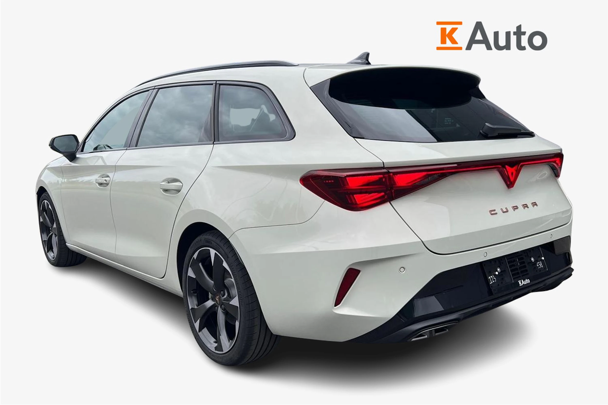 met. harmaa CUPRA Leon Sportstourer 2026 kuva 2.