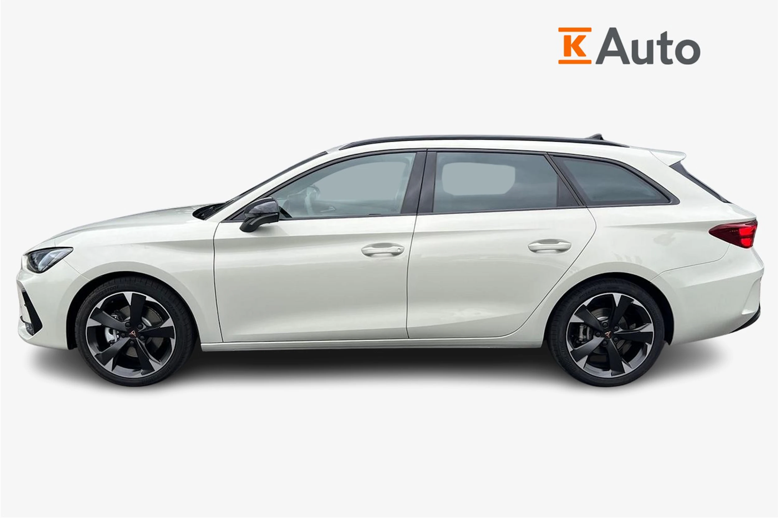 met. harmaa CUPRA Leon Sportstourer 2026 kuva 5.
