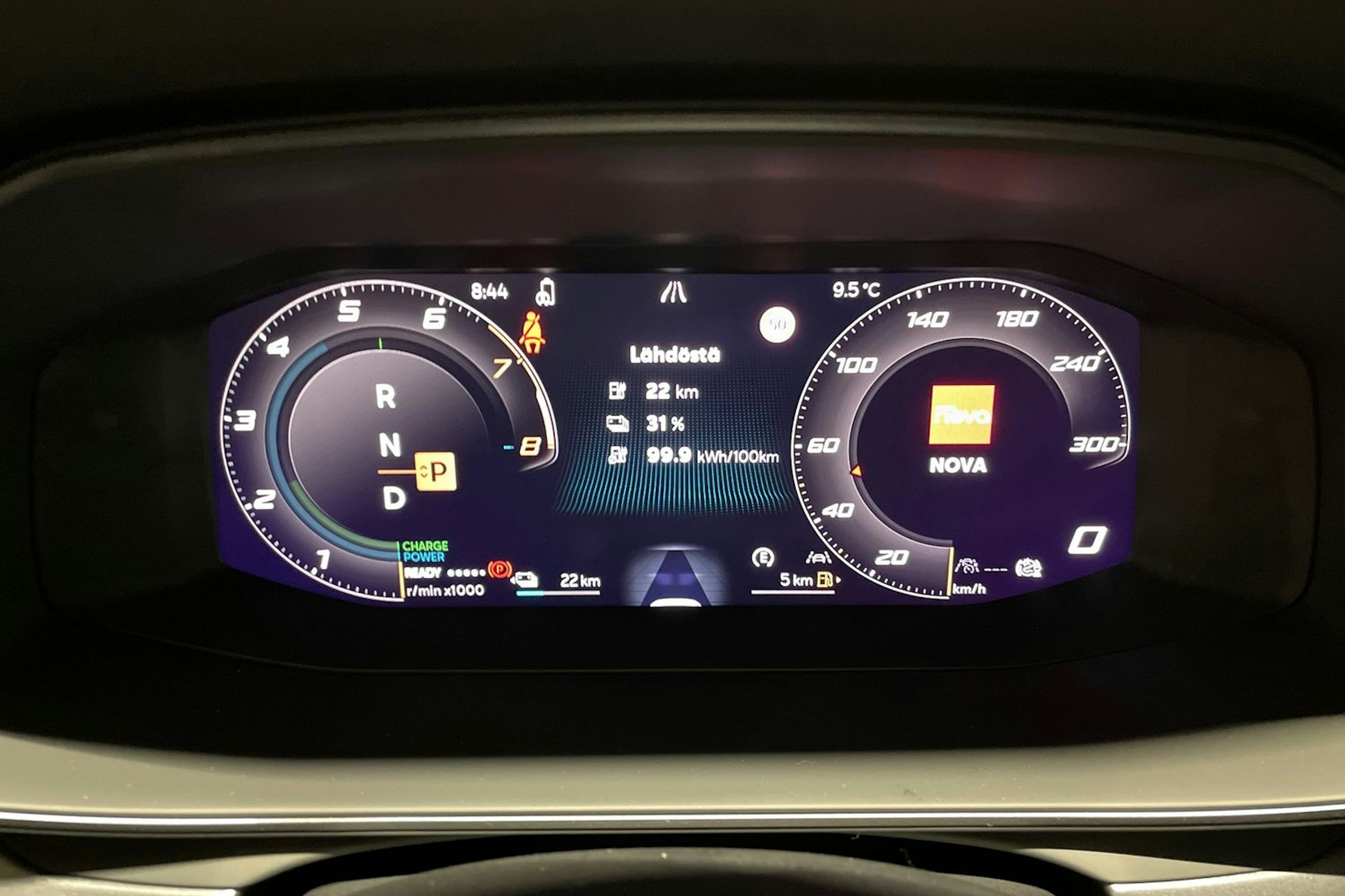 met. harmaa CUPRA Leon Sportstourer 2026 kuva 15.