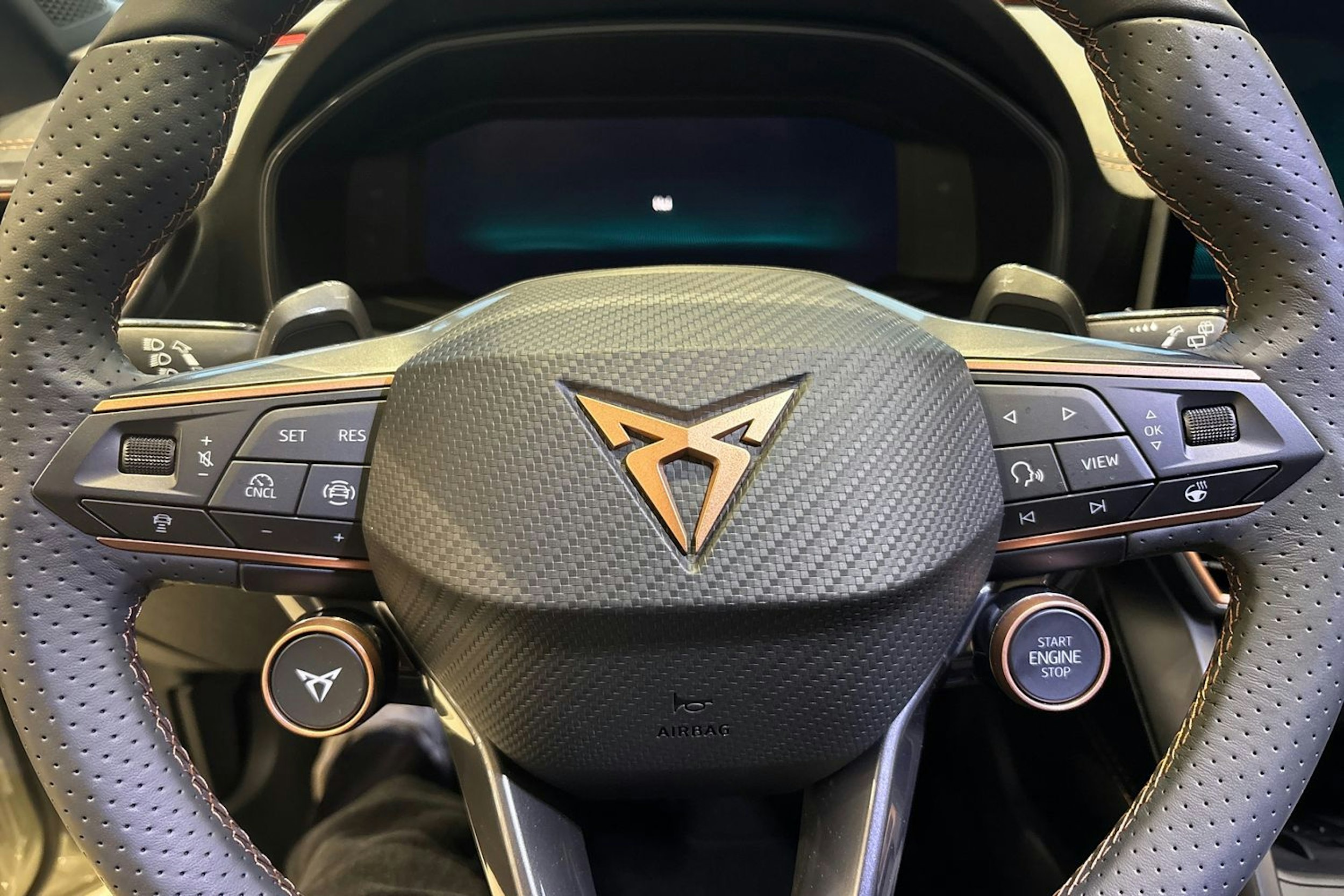 harmaa CUPRA Leon Sportstourer 2026 kuva 14.