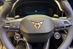 harmaa CUPRA Leon Sportstourer 2026 kuva 14.