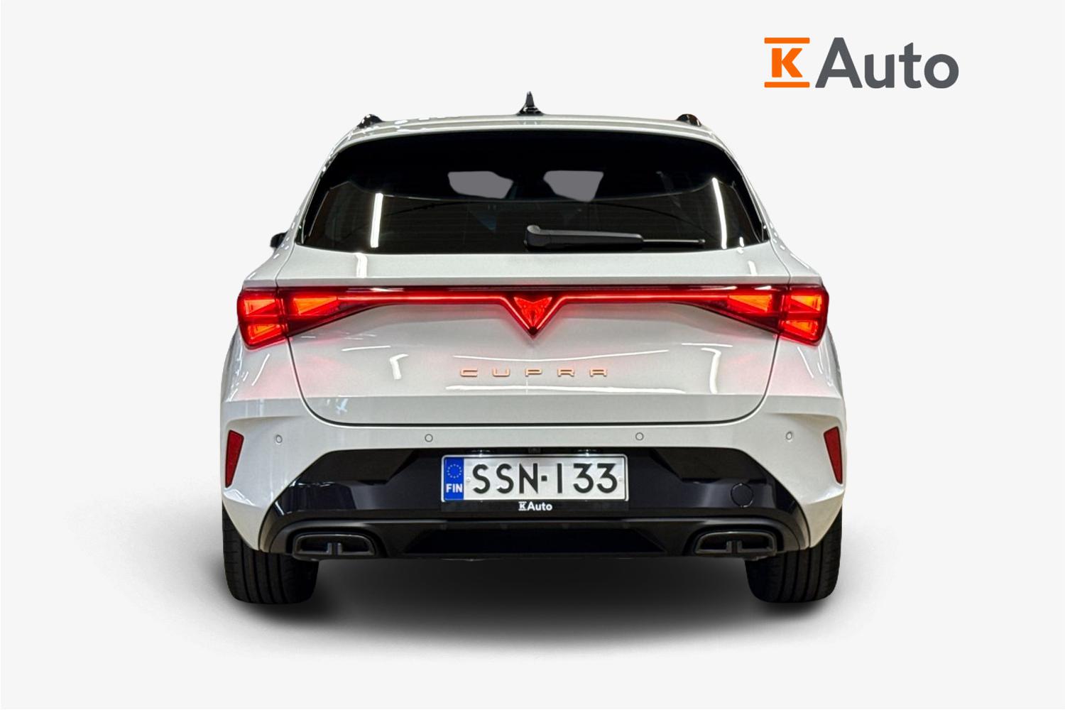 Cupra Leon Sportstourer 2026, photo 3/17