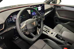 met. sininen CUPRA Leon Sportstourer 2026 kuva 6.