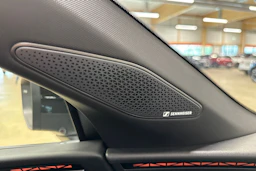 violetti CUPRA Raval 2026 kuva 16.