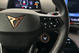 ruskea (beige) CUPRA Tavascan 2024 kuva 12.