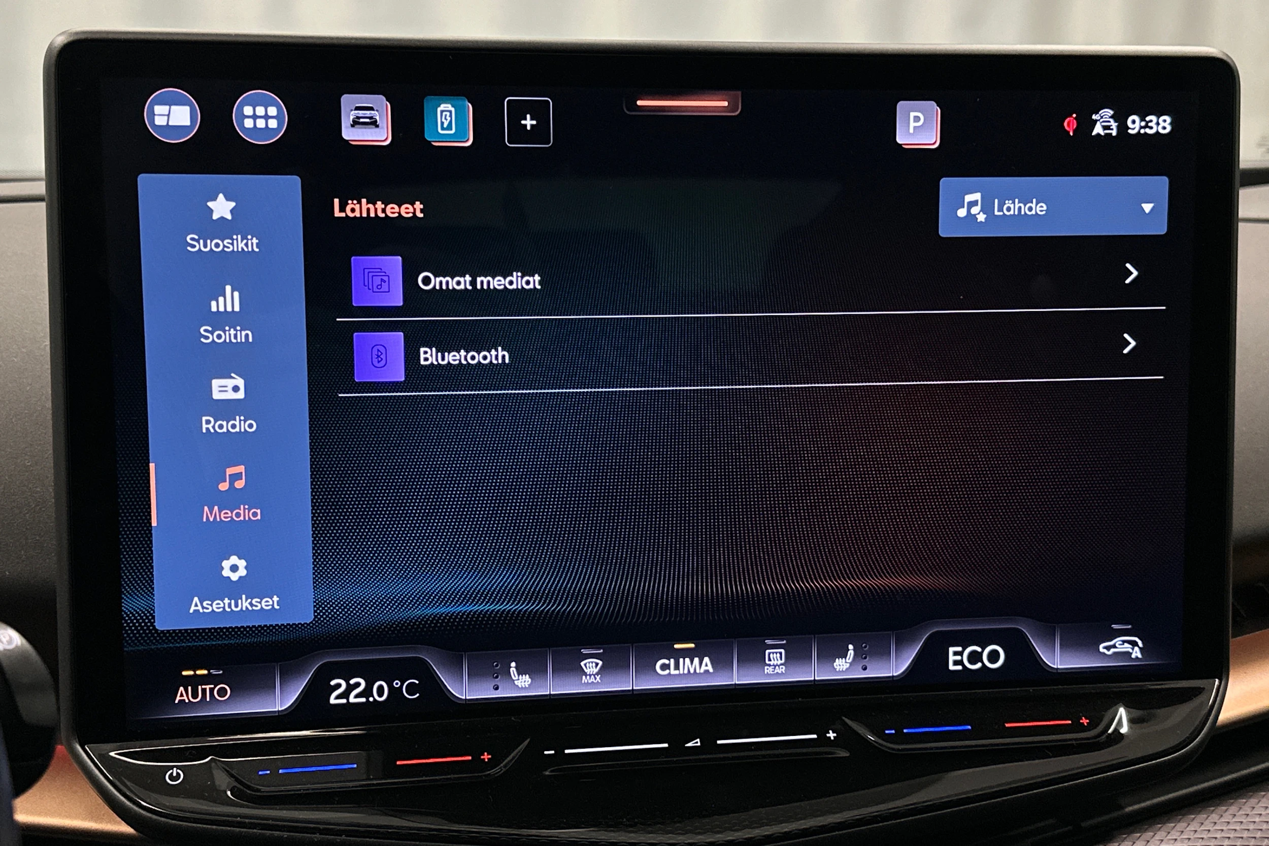 ruskea (beige) CUPRA Tavascan 2024 kuva 22.