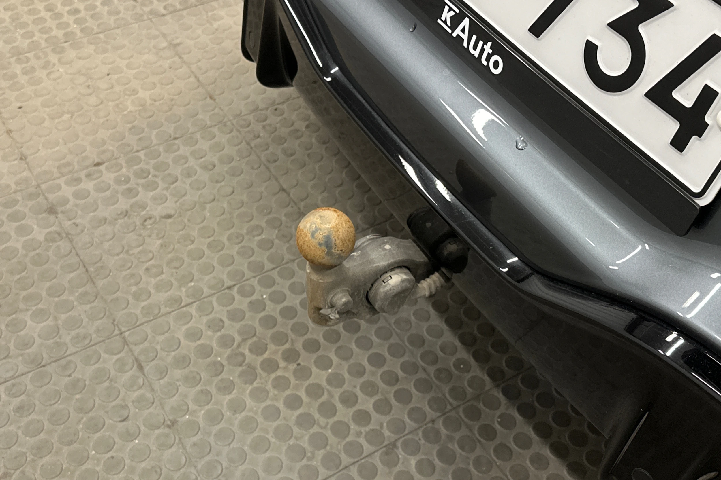 ruskea (beige) CUPRA Tavascan 2024 kuva 41.