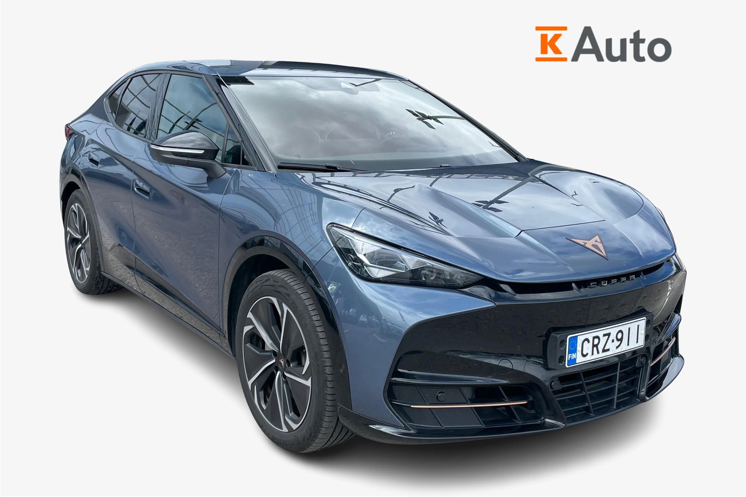 sininen CUPRA Tavascan 2024 kuva 1.