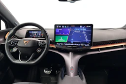 sininen CUPRA Tavascan 2024 kuva 7.