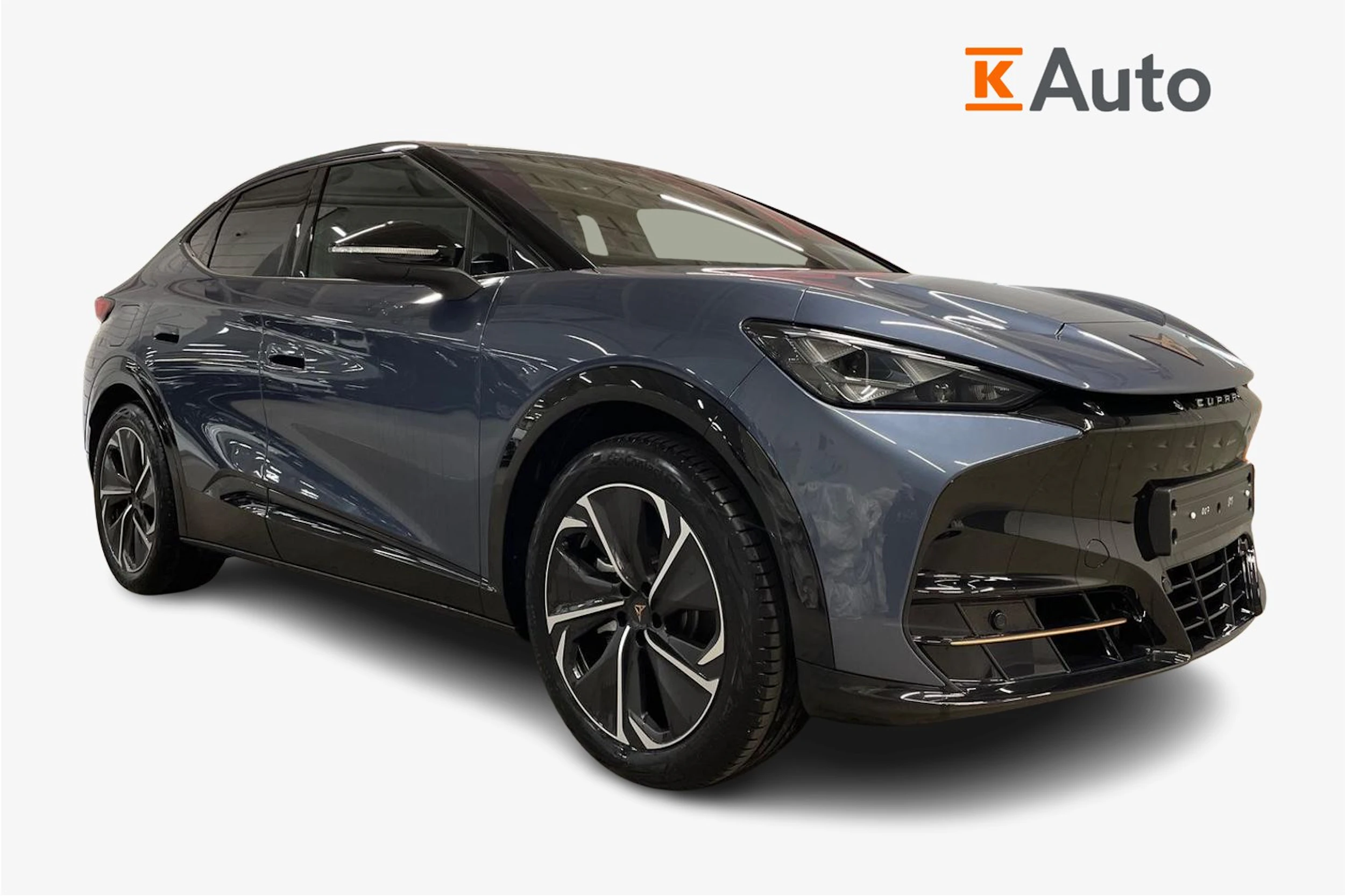 met. sininen CUPRA Tavascan 2024 kuva 1.