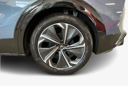 met. sininen CUPRA Tavascan 2024 kuva 9.