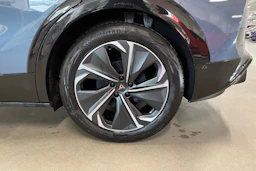 met. sininen CUPRA Tavascan 2024 kuva 10.