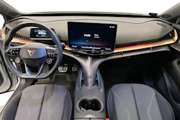 harmaa CUPRA Tavascan 2024 kuva 7.