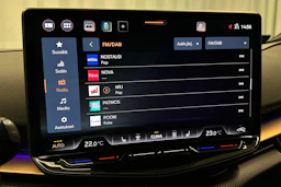 harmaa CUPRA Tavascan 2024 kuva 20.