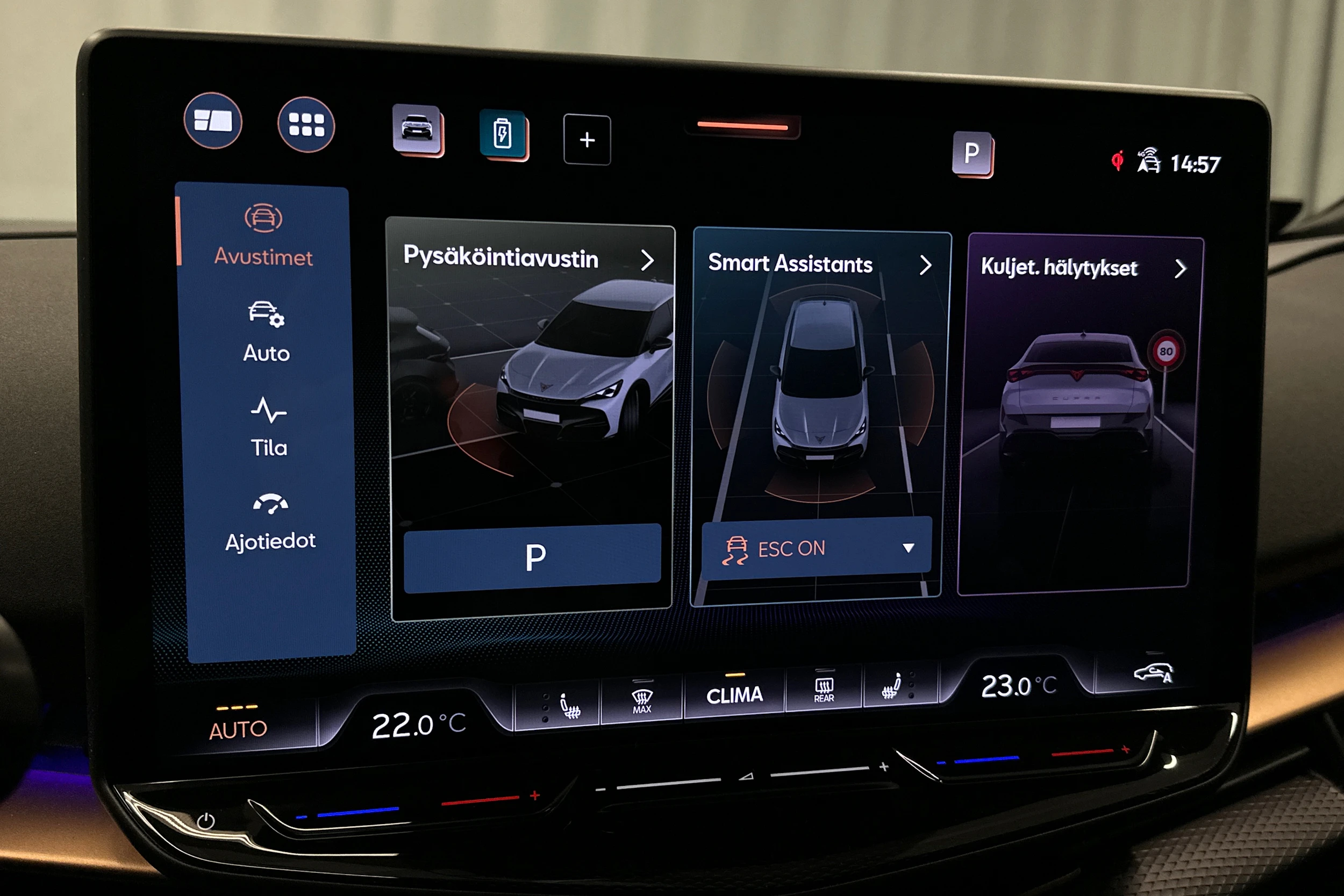 harmaa CUPRA Tavascan 2024 kuva 25.