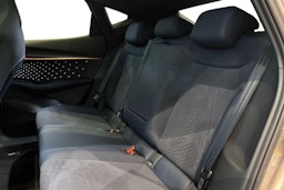 ruskea (beige) CUPRA Tavascan 2024 kuva 8.