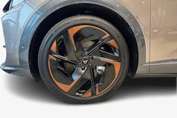 ruskea (beige) CUPRA Tavascan 2024 kuva 9.