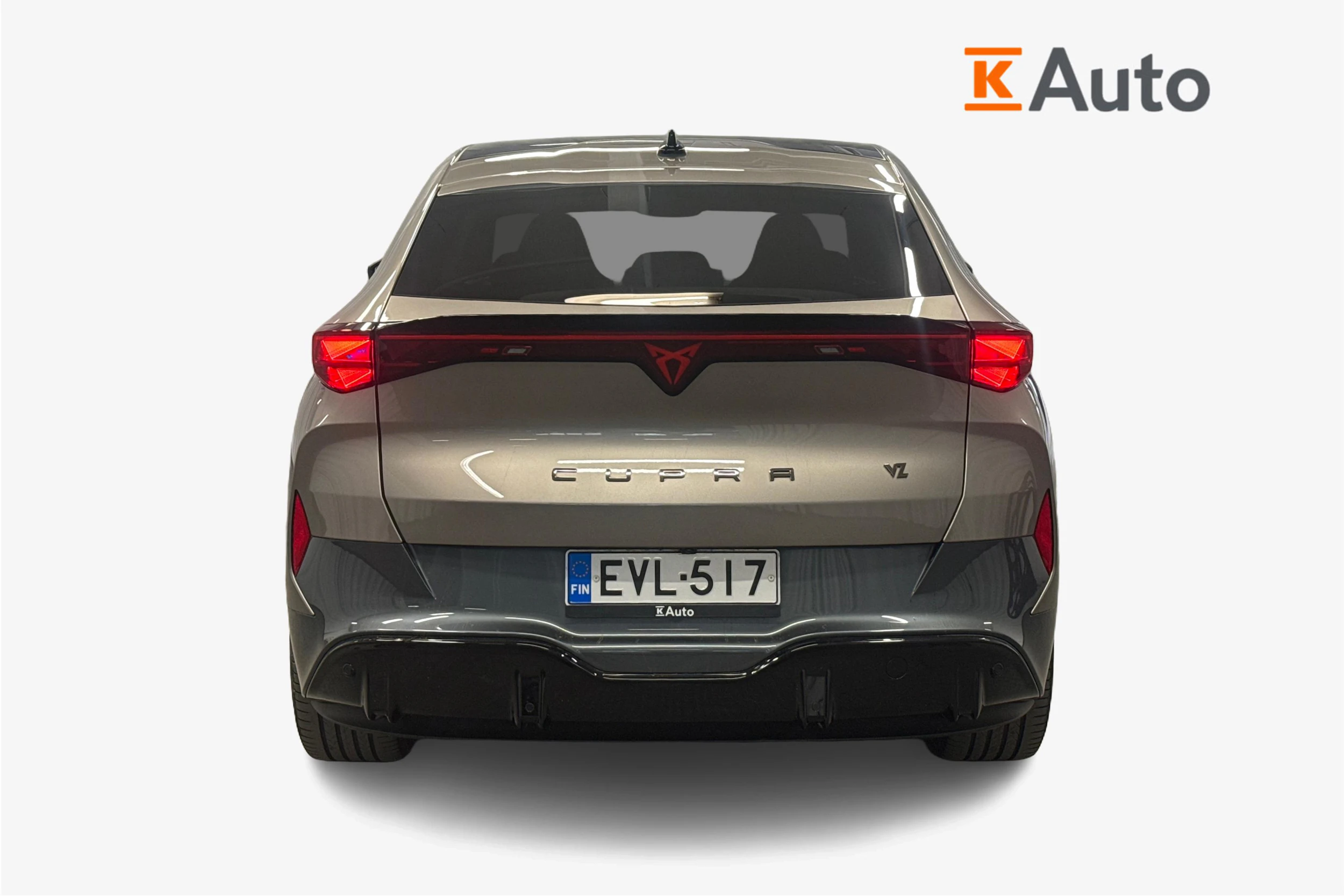 ruskea (beige) CUPRA Tavascan 2024 kuva 3.