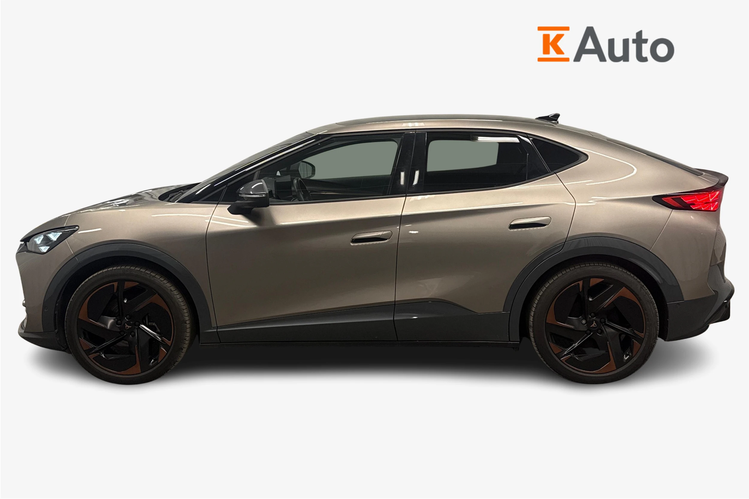 ruskea (beige) CUPRA Tavascan 2024 kuva 5.