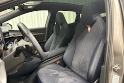 ruskea (beige) CUPRA Tavascan 2024 kuva 34.
