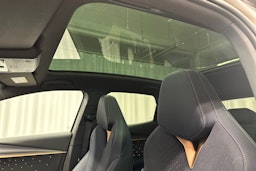 ruskea (beige) CUPRA Tavascan 2024 kuva 36.