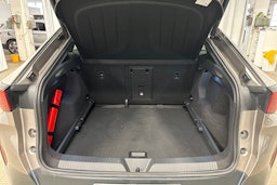 ruskea (beige) CUPRA Tavascan 2024 kuva 39.