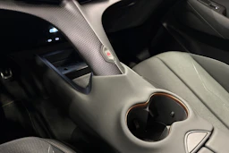 ruskea (beige) CUPRA Tavascan 2024 kuva 33.