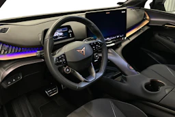 harmaa CUPRA Tavascan 2024 kuva 6.