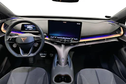 harmaa CUPRA Tavascan 2024 kuva 7.