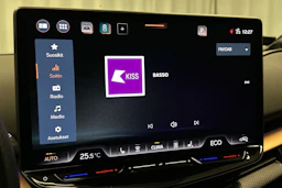 harmaa CUPRA Tavascan 2024 kuva 20.