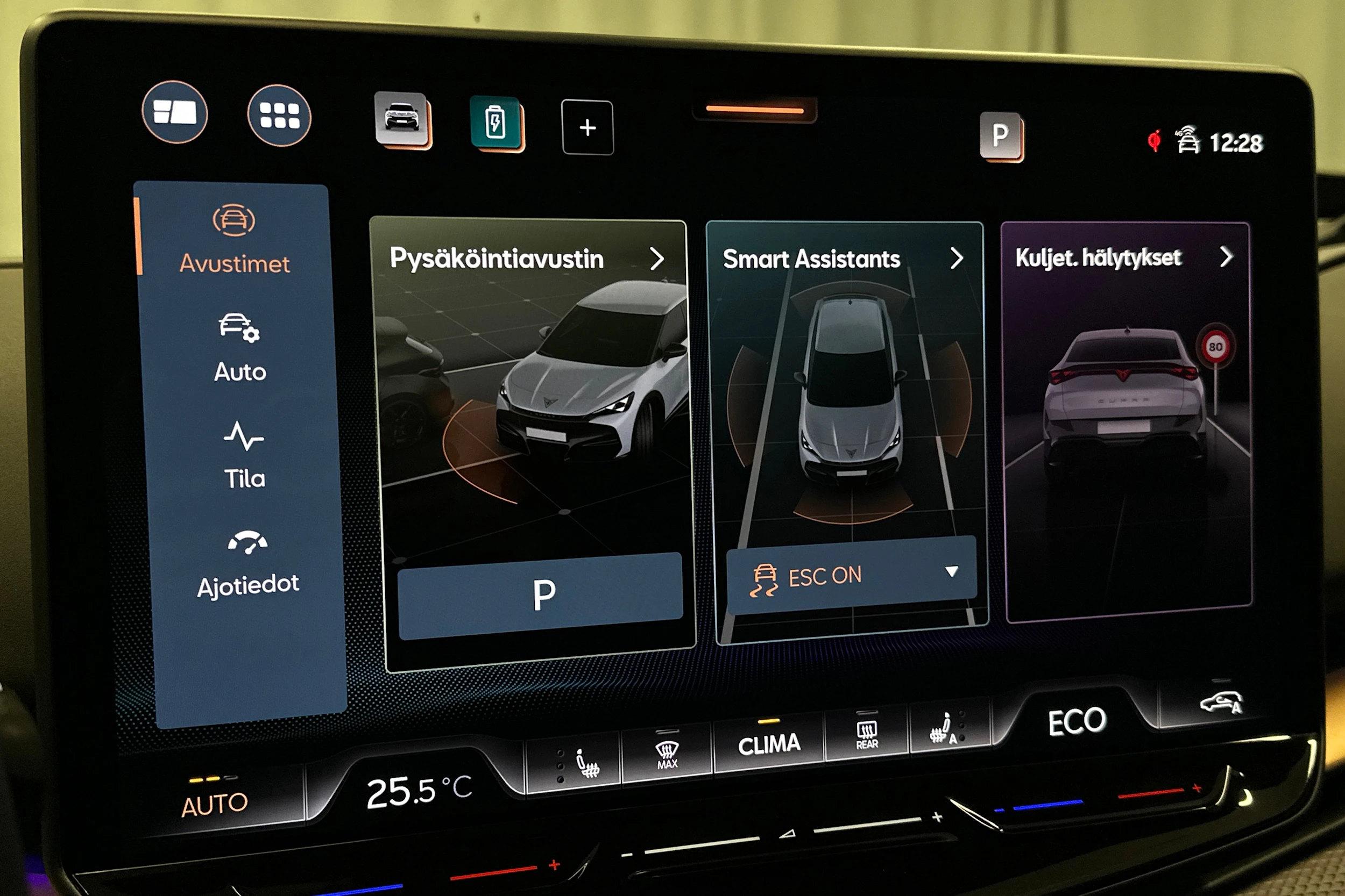 harmaa CUPRA Tavascan 2024 kuva 24.