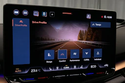 harmaa CUPRA Tavascan 2024 kuva 33.