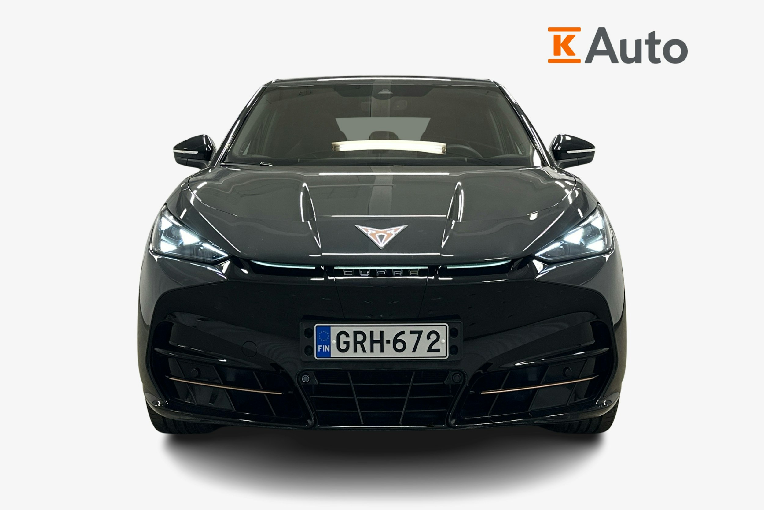 harmaa CUPRA Tavascan 2024 kuva 4.