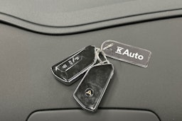beige CUPRA Tavascan 2024 kuva 31.